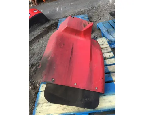 INTERNATIONAL 9200 Fender Extension