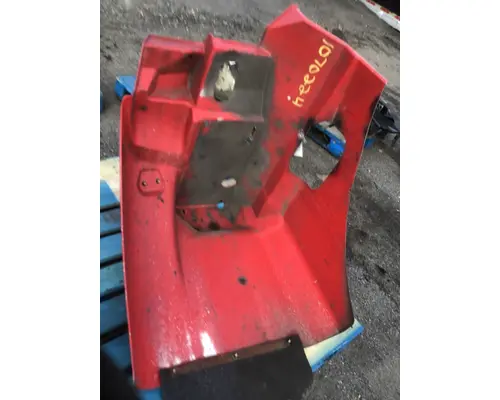 INTERNATIONAL 9200 Fender Extension