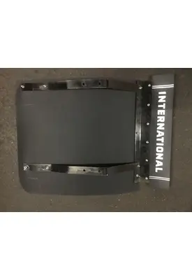 INTERNATIONAL 9200 Fender Extension