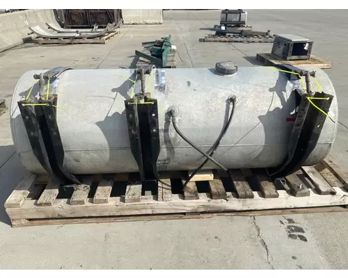 INTERNATIONAL 9200 Fuel Tank