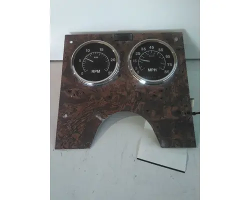 INTERNATIONAL 9200 GAUGE CLUSTER
