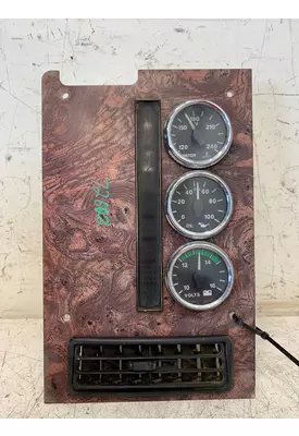 INTERNATIONAL 9200 Gauge Panel