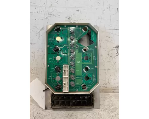 INTERNATIONAL 9200 Gauge Panel