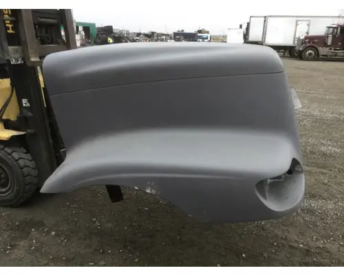 INTERNATIONAL 9200 HOOD