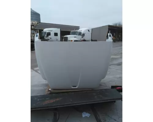 INTERNATIONAL 9200 HOOD