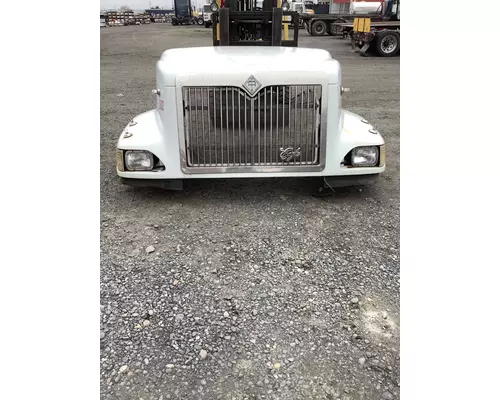 INTERNATIONAL 9200 Hood