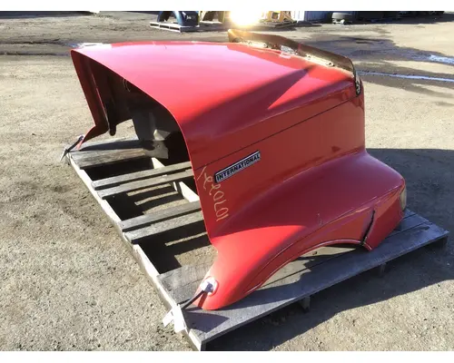INTERNATIONAL 9200 Hood