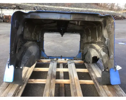 INTERNATIONAL 9200 Hood