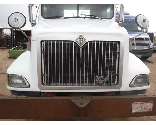 INTERNATIONAL 9200 Hood