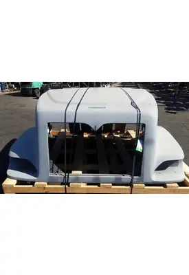 INTERNATIONAL 9200 Hood