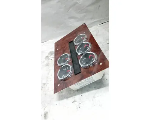 INTERNATIONAL 9200 Instrument Cluster