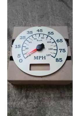 INTERNATIONAL 9200 Instrument Cluster