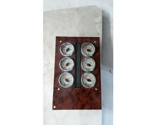 INTERNATIONAL 9200 Instrument Cluster