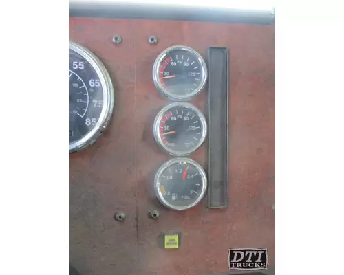 INTERNATIONAL 9200 Instrument Cluster