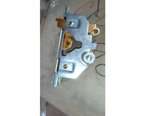 INTERNATIONAL 9200 Latches and Locks