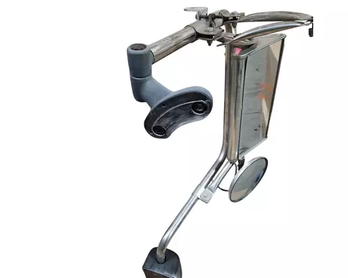 INTERNATIONAL 9200 Mirror (Side View)