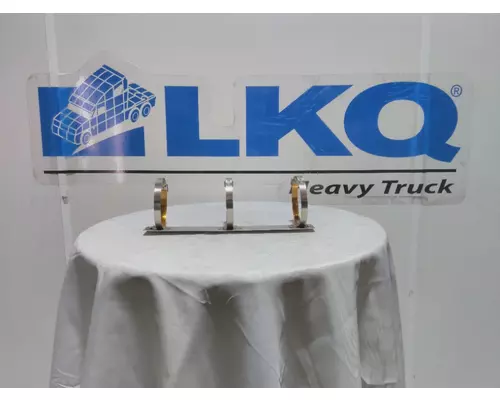 INTERNATIONAL 9200 Muffler Shield