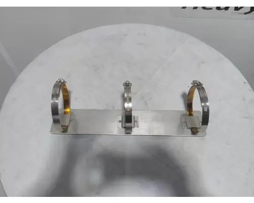 INTERNATIONAL 9200 Muffler Shield