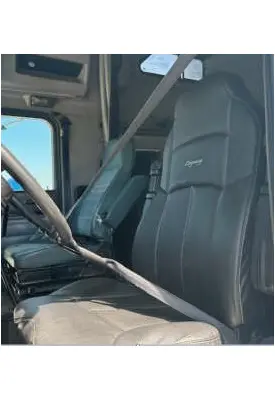INTERNATIONAL 9200 SEAT, FRONT