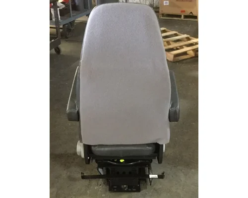 INTERNATIONAL 9200 Seat, Front