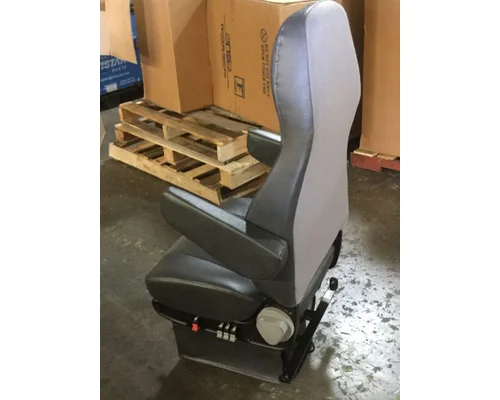 INTERNATIONAL 9200 Seat, Front