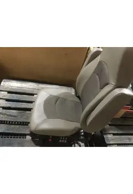 INTERNATIONAL 9200 Seat, Front