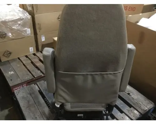 INTERNATIONAL 9200 Seat, Front