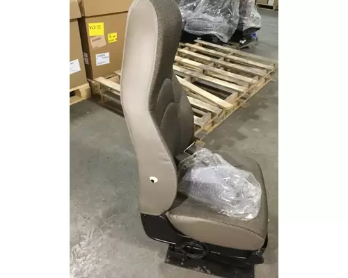 INTERNATIONAL 9200 Seat, Front