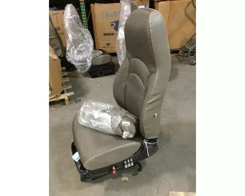 INTERNATIONAL 9200 Seat, Front