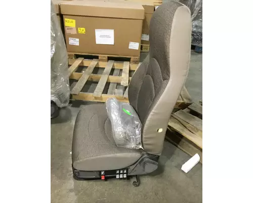 INTERNATIONAL 9200 Seat, Front