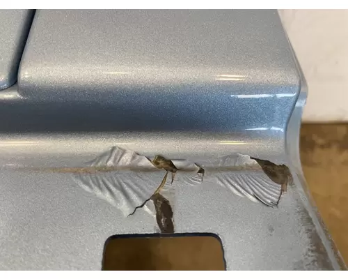 INTERNATIONAL 9200 Side Fairing