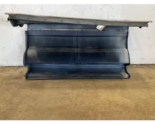 INTERNATIONAL 9200 Side Fairing