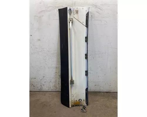 INTERNATIONAL 9200 Sleeper Fairing