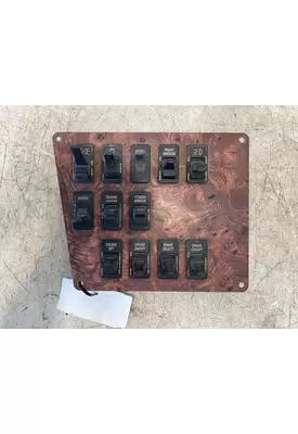 INTERNATIONAL 9200 Switch Panel