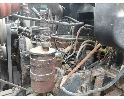 INTERNATIONAL 9200 WHOLE TRUCK FOR RESALE