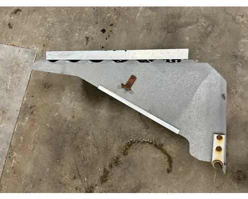INTERNATIONAL 9200i Battery Box