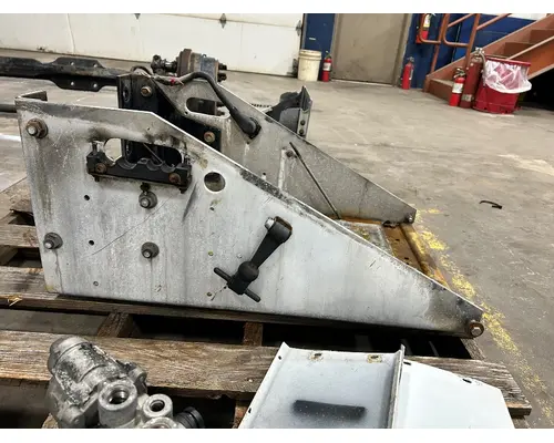 INTERNATIONAL 9200i Battery Box