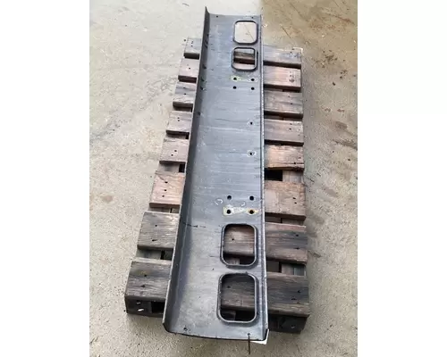 INTERNATIONAL 9200i Bumper Assembly, Front