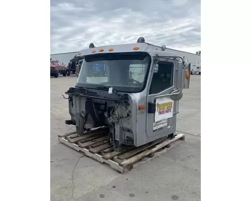 INTERNATIONAL 9200i Cab