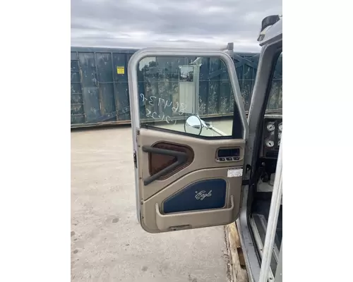 INTERNATIONAL 9200i Cab