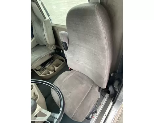 INTERNATIONAL 9200i Cab