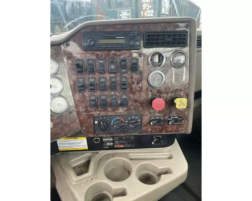 INTERNATIONAL 9200i Cab