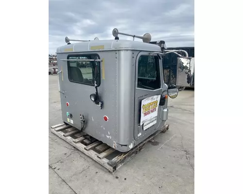 INTERNATIONAL 9200i Cab