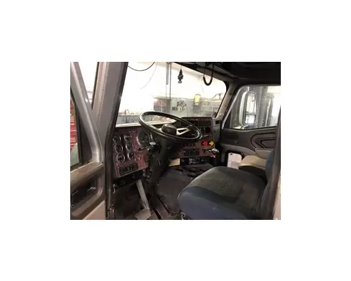 INTERNATIONAL 9200i Cab