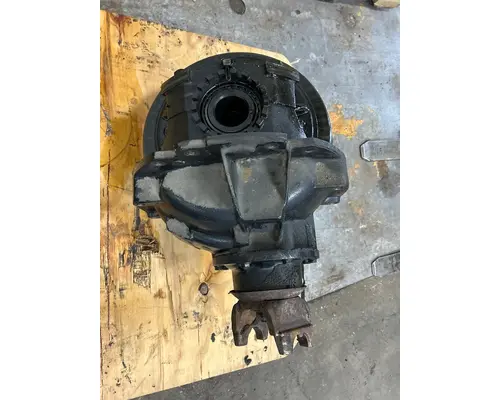 INTERNATIONAL 9200i Cutoff Assembly (Complete With Axles)