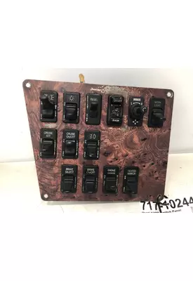 INTERNATIONAL 9200i Dash / Console Switch