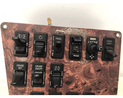 INTERNATIONAL 9200i Dash  Console Switch