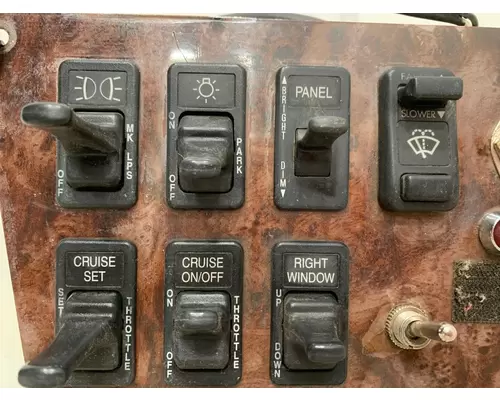 INTERNATIONAL 9200i Dash  Console Switch