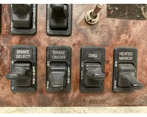 INTERNATIONAL 9200i Dash  Console Switch