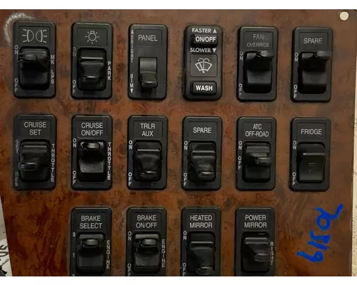 INTERNATIONAL 9200i Dash  Console Switch